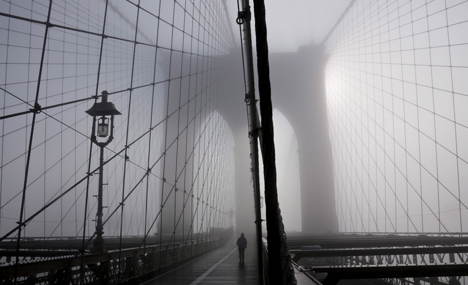 A ködbe burkolózott New York.